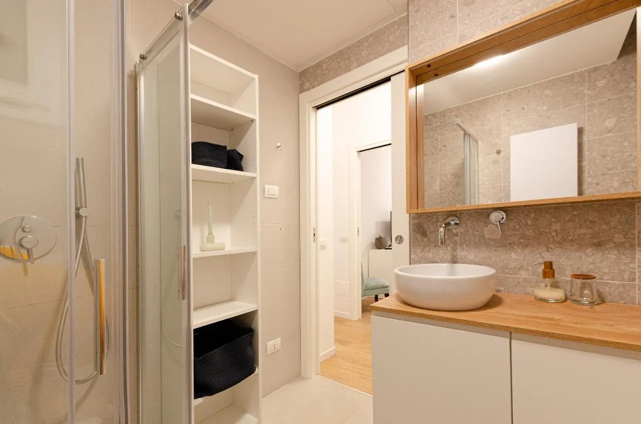 Design Apartment - Porta Romana - Duomo ミラノ イタリア
